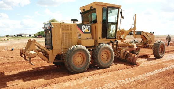 Terraplanagem, Pavimentação e Locação de Máquinas